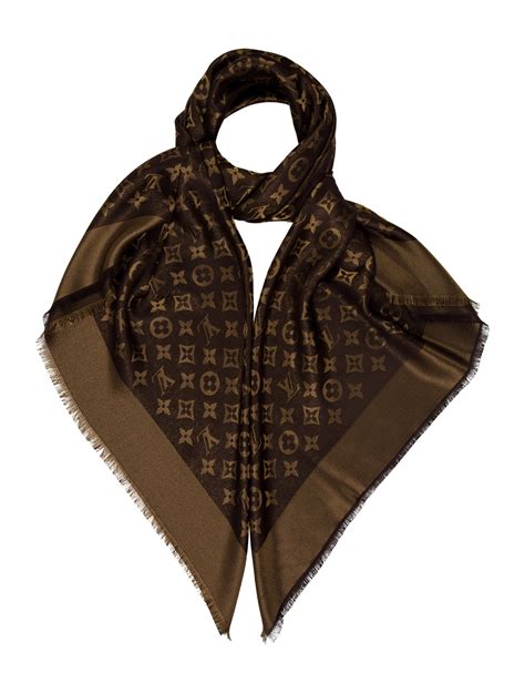 Products by Louis Vuitton: Monogram Shine Shawl